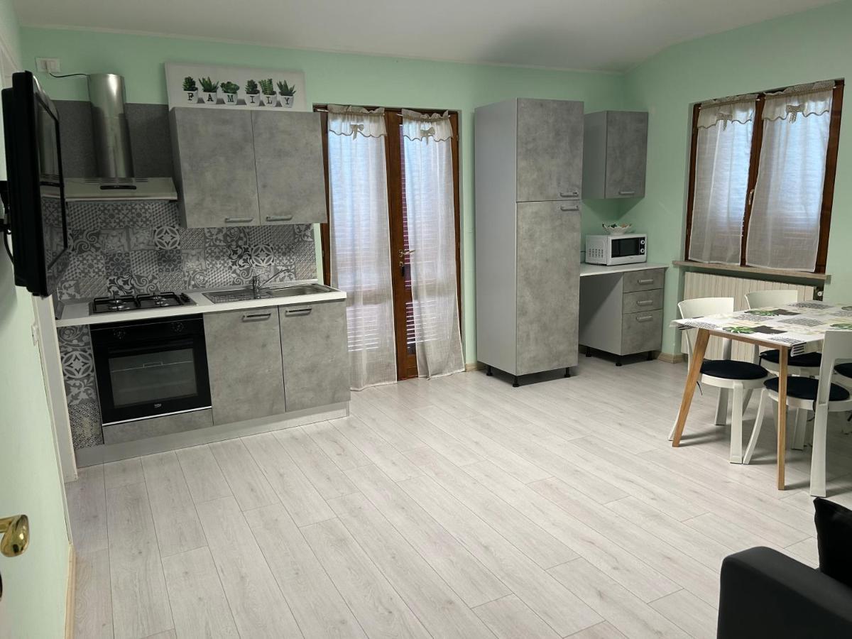 Residence Degli Ulivi Сирмионе Экстерьер фото